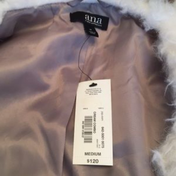 A.N.A Faux Fur Ombré Coat - NWT - Medium - Picture 5 of 8